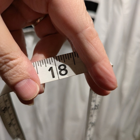 B5 Nike 7/8 Leggings Tight Fit Mid Rise Sz Medium NWT - Picture 11 of 11